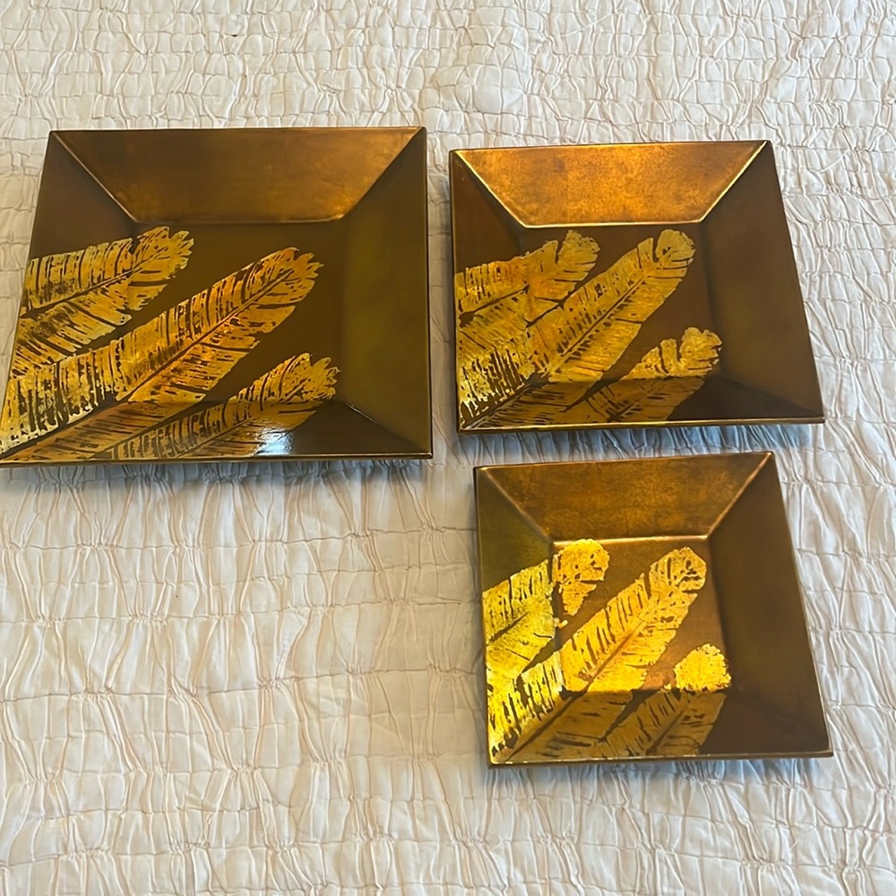 Set of three square plate/trays, lightweight, made in Vietnam, gold color